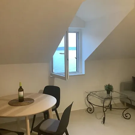 Apartment Portside Kastela